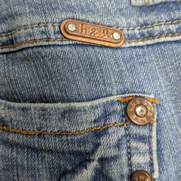 H & G size 11 juniors denim flare jeans - Picture 16 of 16
